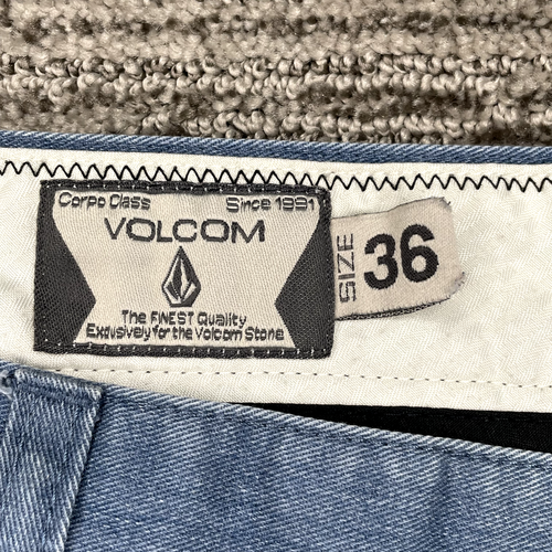 Volcom Size 36 Men Shorts Mid Rise Casual Blue - Picture 9 of 10