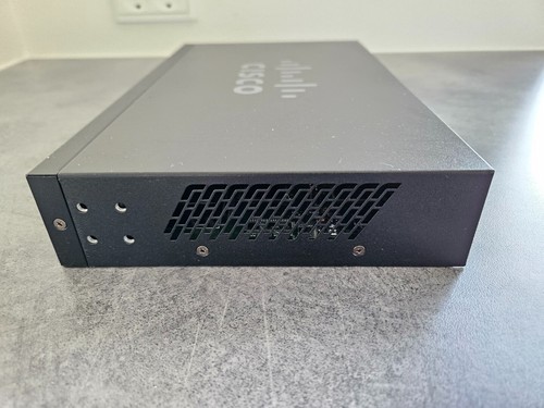 Commutateur Gigabit PoE Cisco 16 ports (SG110-16HP) - Photo 3/8