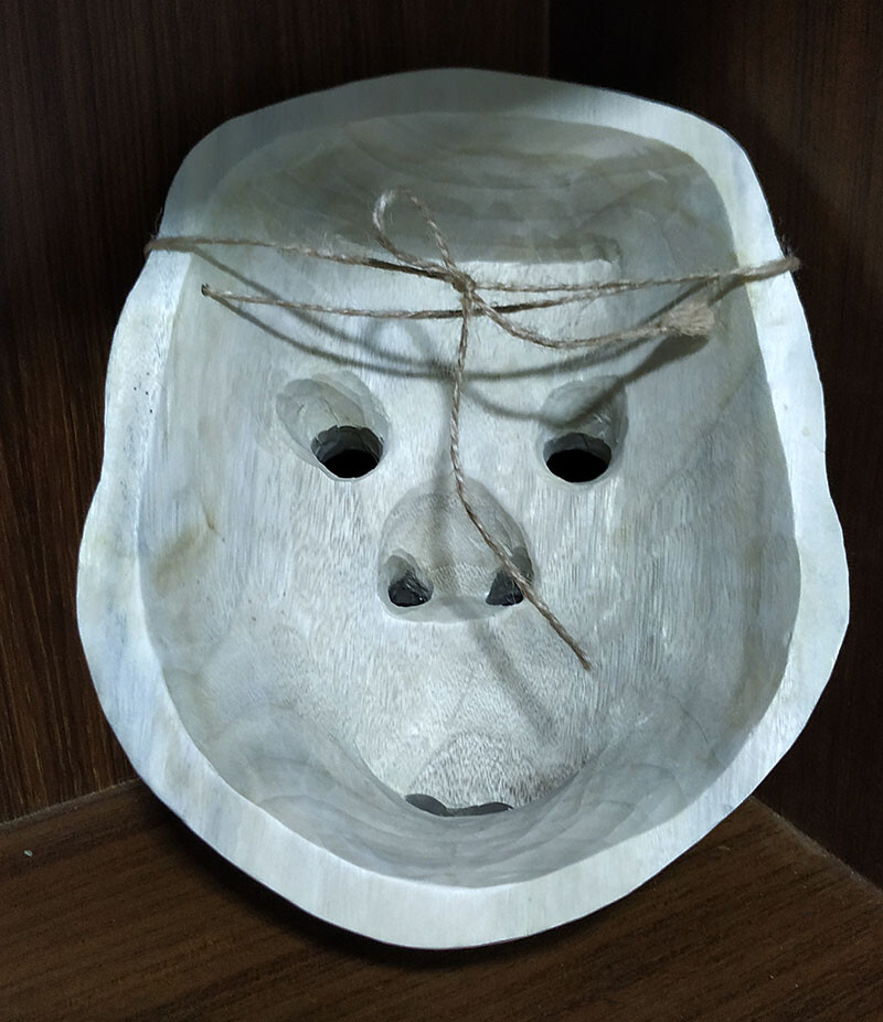 硬玉人面器 QH051- 20X16X8 CM Hand Carved Camphor Wood ひょっとこ