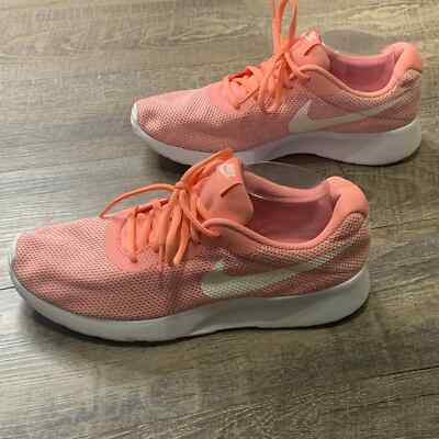 Nike Womens Sneakers Size 11 Pink Tanjun SE Running Athletic