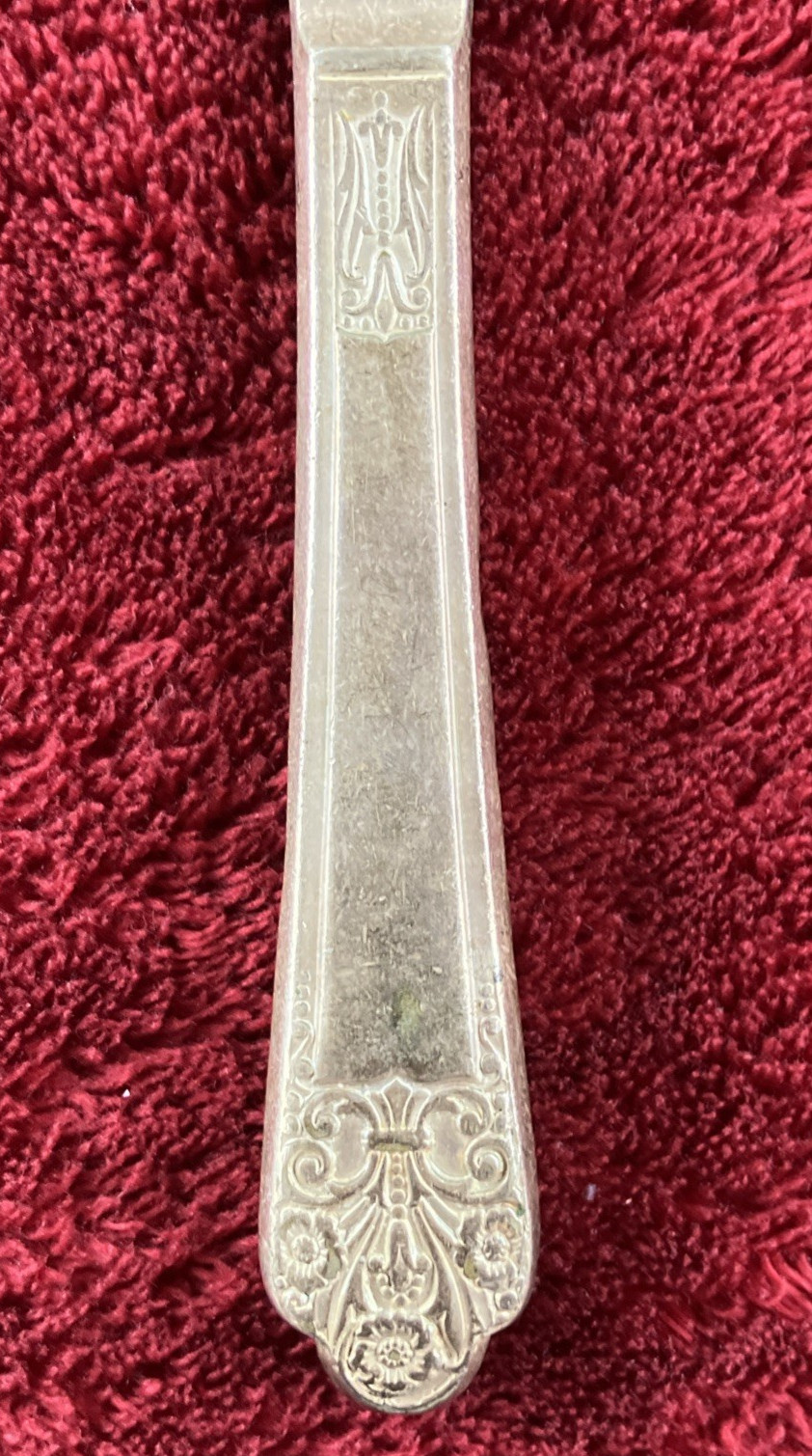 1941 17 Pc. Original Precious Rogers Deluxe Plate Silverware.