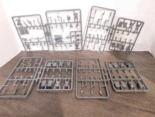 Games Workshop Warhammer Bretonnian Men At Arms with Halberds on Sprue