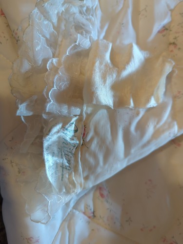 Coperta asilo neonato vintage trapuntata double face con bordi in pizzo rosa floreale - Foto 7 di 16