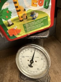 Vintage New NOS Sealed Unopened LEGO Creator No 7831 200 Pcs Toy W Bucket Case