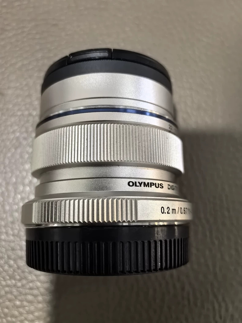 OLYMPUS M. ZUIKO DIGITAL ED 12mm F/2.0 Silver Lens for Micro Four