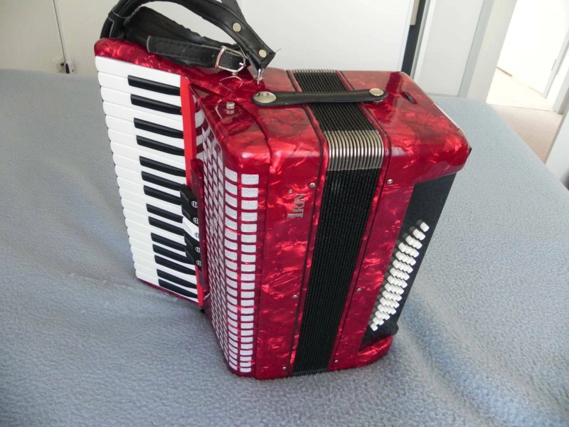 Gumtree piano accordion Clearance