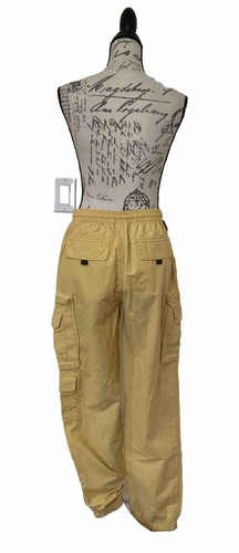 Urban Outfitters Women Yellow Cargo Jogger Pants Size Medium - 第 3/6 張圖片