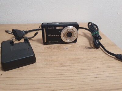 Casio Exlim EX-Z19 9.1 Megapixels 3xOpticalzoom Digital Kamera