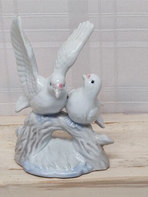 Two Love Birds On Branch Figurine Glossy Figurine Decorative  4.75''