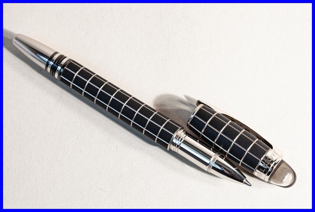 Montblanc Starwalker 08856 Rollerball, Metal Rubber Platinum Line