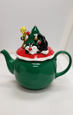 Werner Bros Vintage Designed Exclusively Holiday Teapot Tweety & Sylvester New