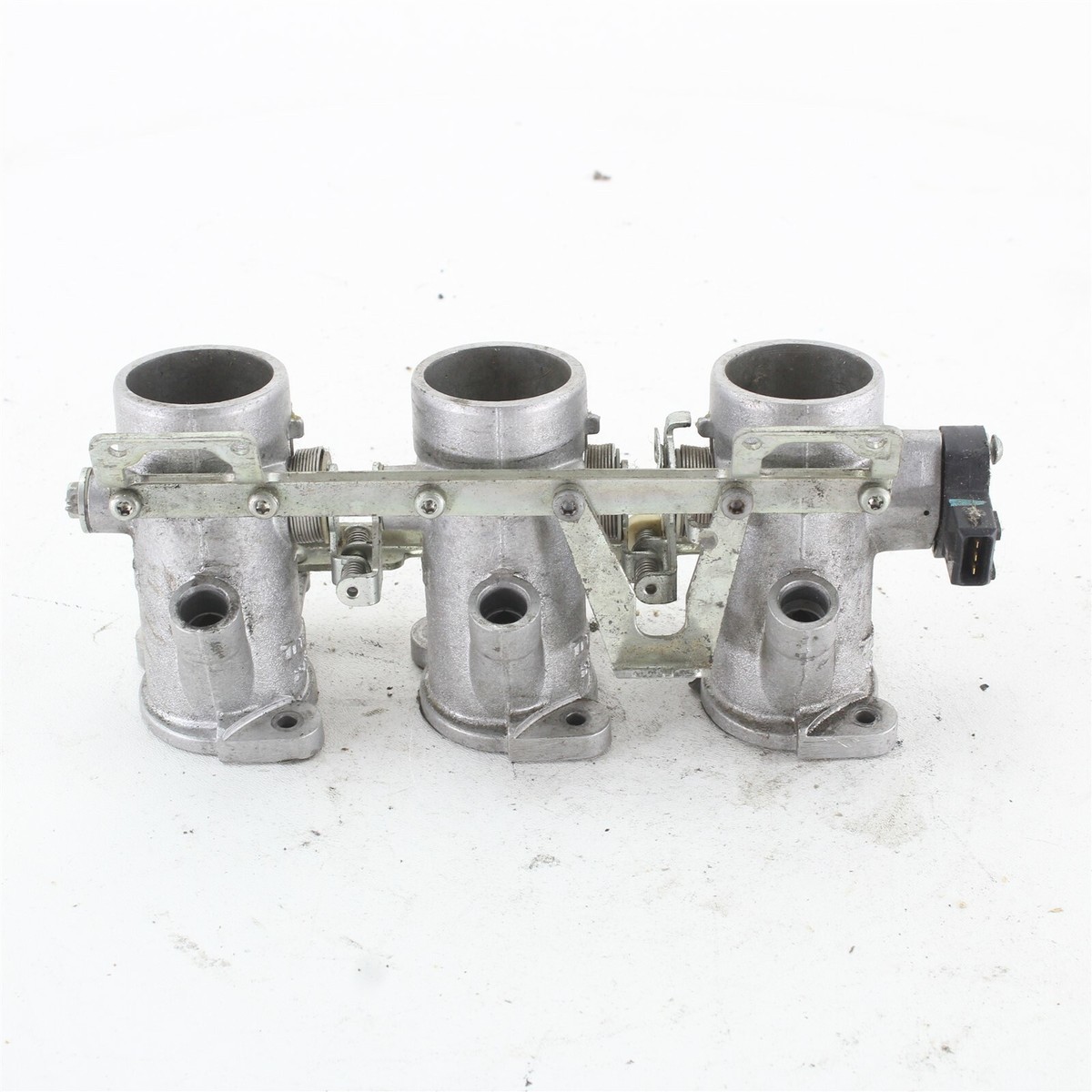 1997-2001 Triumph Speed Triple T509 OEM Throttle Body Bodies