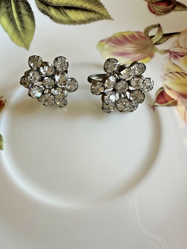 Vtg Rhinestone Prong Set Crystal Flower Cluster Silver Tone Clip On Earrings - Picture 3 of 7