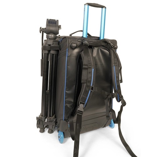 ORCA OR-15 Rolling Camera Bag with Integrated Backpack System - Picture 3 of 6