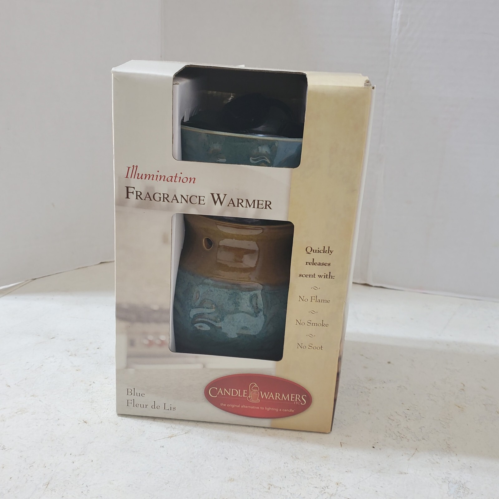 Blue Fleur De Lis Candle Warmer Fragrance Light New in Box-image