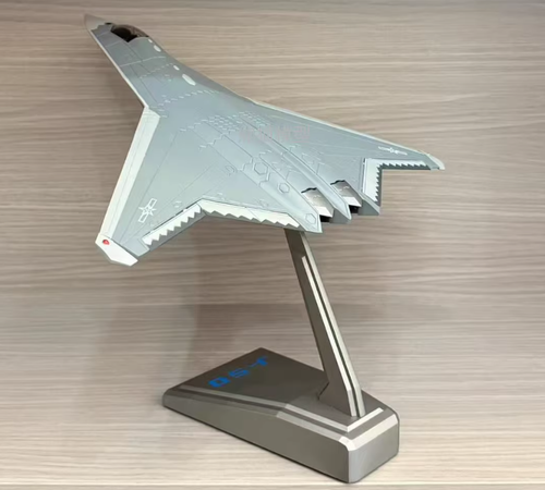 1:64 36CM CINA J-50 The Sixth-generation Stealth Fighter Jet Diecast Model - Foto 3 di 9