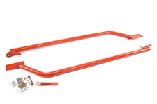 UMI Performance 1052-R UMI?s bolt in subframe connectors attach directly to the