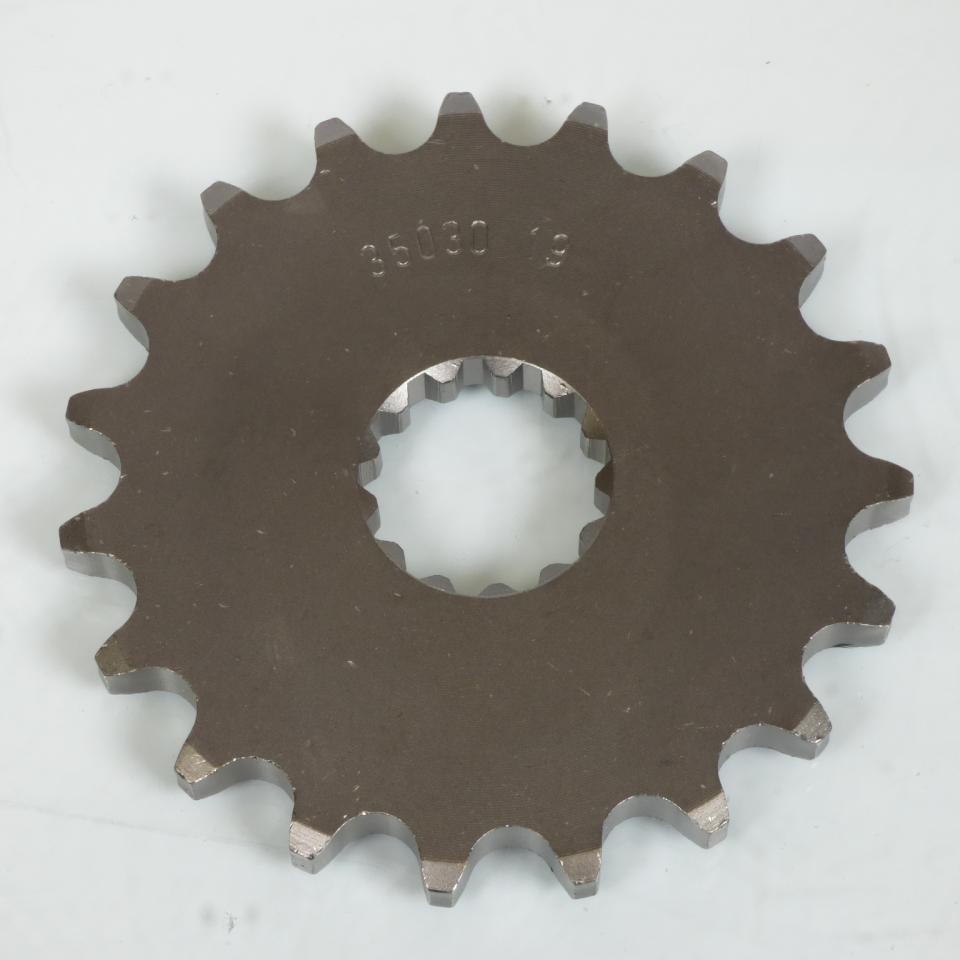 Pignon Esjot Triumph 955 en acier trempé pour une transmission durable