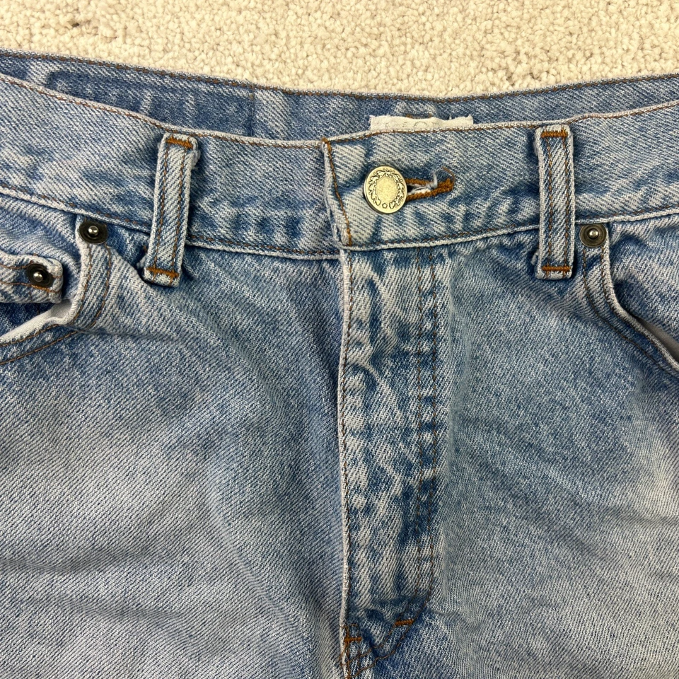 Pantalones Cortos Jean The London Moda International Corte Cintura Alta Talla 8 EE. UU. De Colección 80’ Foto 2 de 4