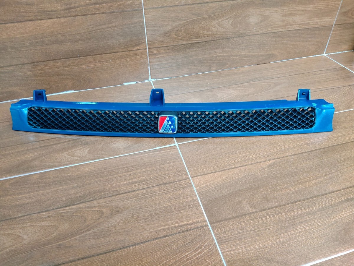 Mazda 121 DB Arale Autozam Revue 1990 97 Front Radiator Grille