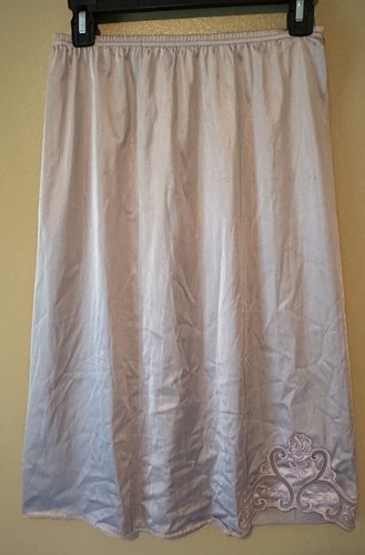 Vintage Vanity Fair Half Slip Size Small Purple Embroidered Trim USA Made Nylon - Picture 2 of 11