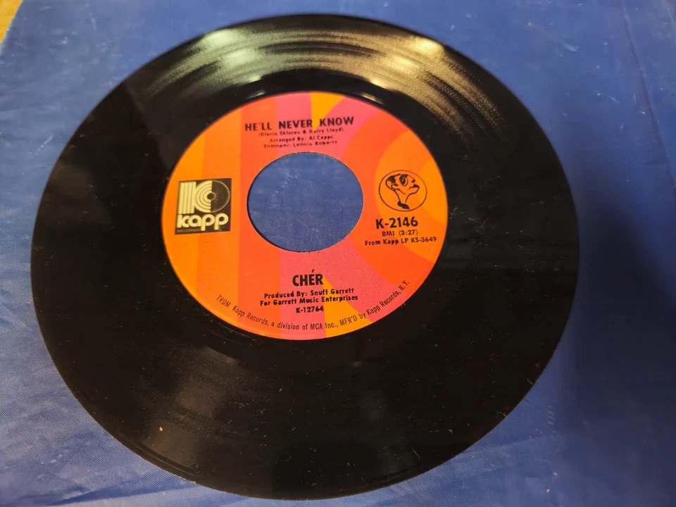 Cher – Gypsys, Tramps & Thieves / He'll NEVER KNOW - 7" VINYL SINGLE Foto 2 de 3