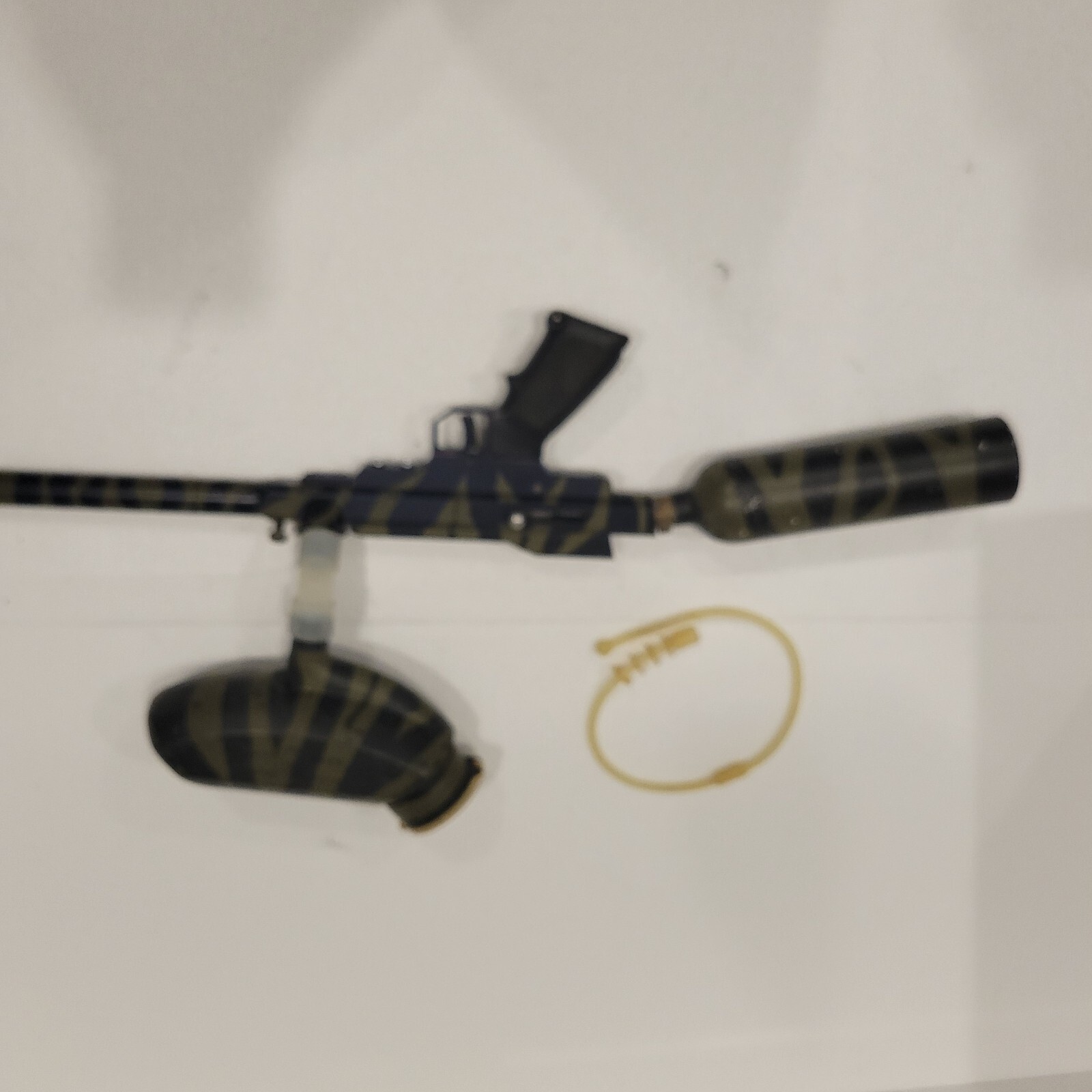 Icon Z1 Paintball Marker With Hopper, Squeegee, Mask, and Extra Bolt