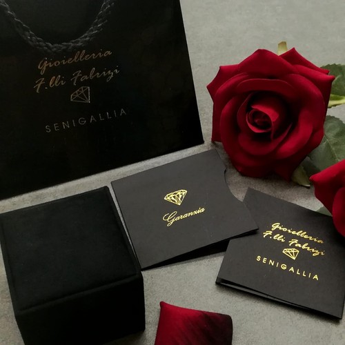 Orecchini pendenti barretta tennis con Diamanti naturali Oro bianco 18 kt - Foto 10 di 10