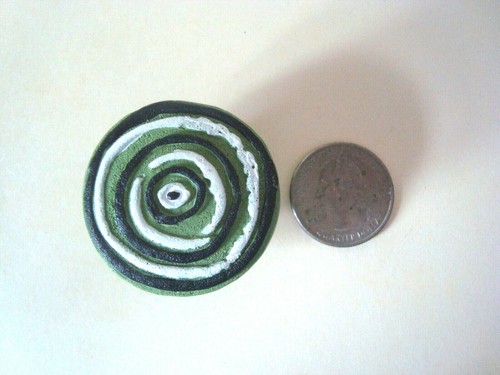 NEW Borders Unlimited Brand Set of 4 Resin 1 1/2" Cabinet Furniture KNOBS Grn Yl - Picture 2 of 4
