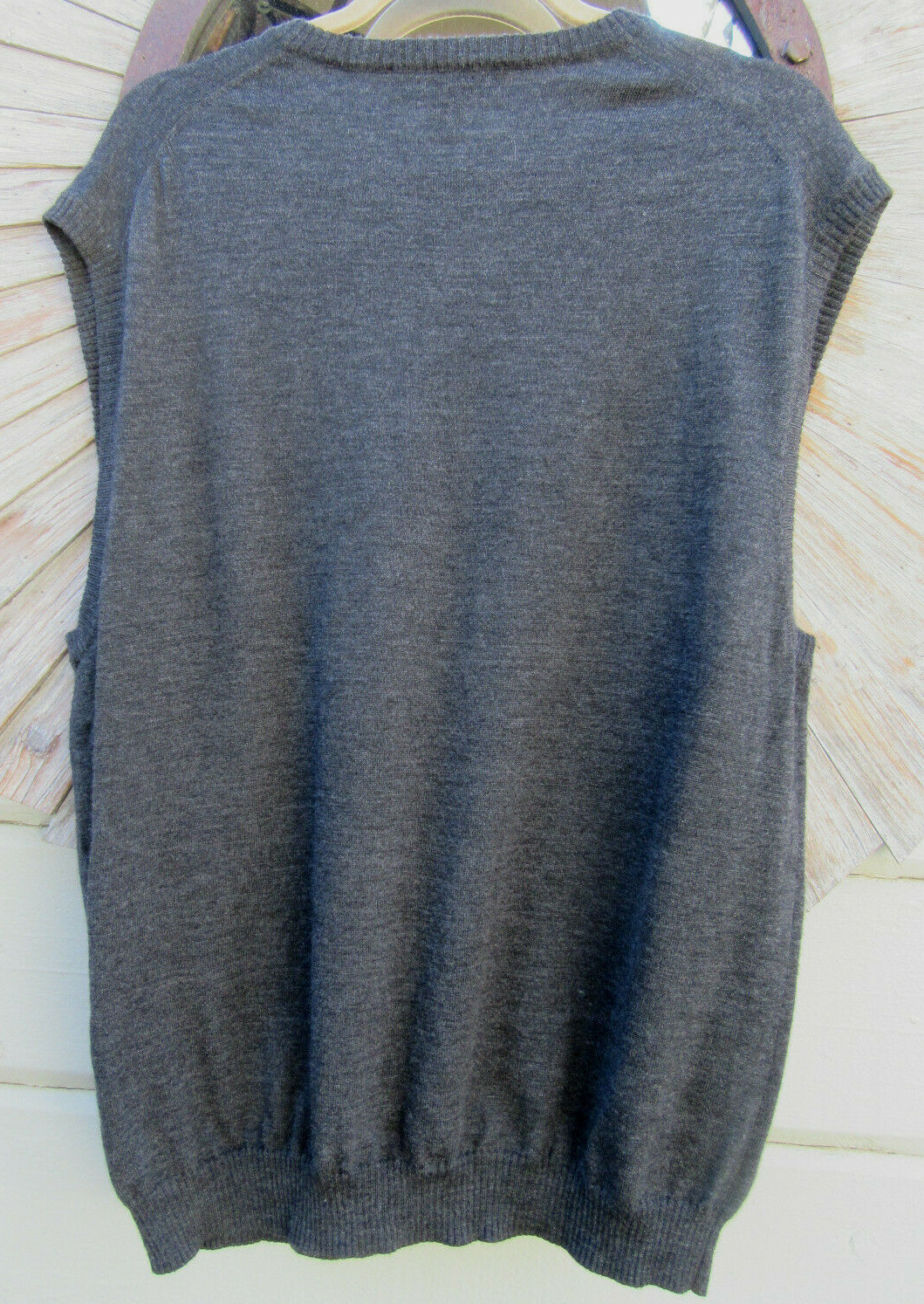 Picture 2 of 6