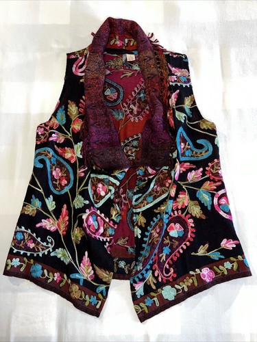 ANU Multi-Color Paisley Floral Art to Wear SZ S Wool Embroidered Boho Woven Vest