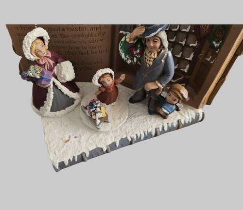 Ceramic Edwardian Diorama A Christmas Carol Charles Dickens Music Box VTG - Picture 2 of 7