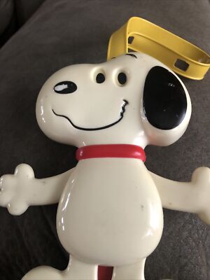 Rare Vintage 1958 Snoopy Squeaking Crib/Pull Toy | eBay