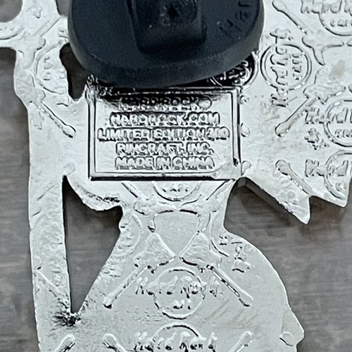 Hard Rock Cafe Pin Orlando Live 2012 Winged Ghoul Halloween Lady rot - Bild 5 von 6