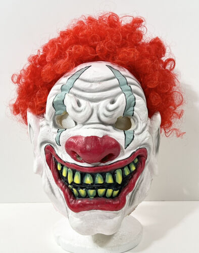 Creepy Distorted Face Mask 🤡 Clown