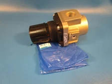 SMC AR50-N06-Z, Modular Regulator, AR MASS PRO, ¾ NPT, Embedded Pressure Gauge
