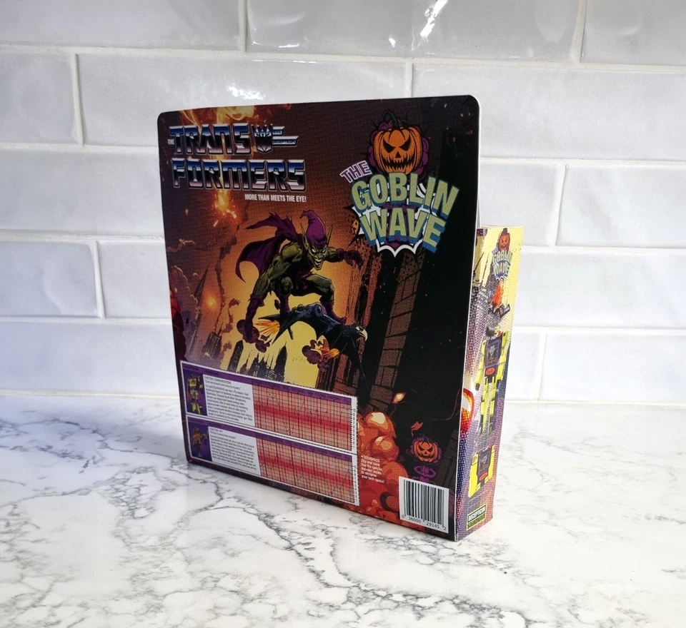 TRANSFORMERS G1 SOUNDWAVE "GOBLIN-WAVE" +BUZZSAW Custom Toy figure in Custom box - Image 3 of 4