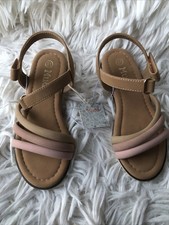 Pair Of Girls Sandal Size 11 Beach Slip On Casual Dressy Everyday School Shoes