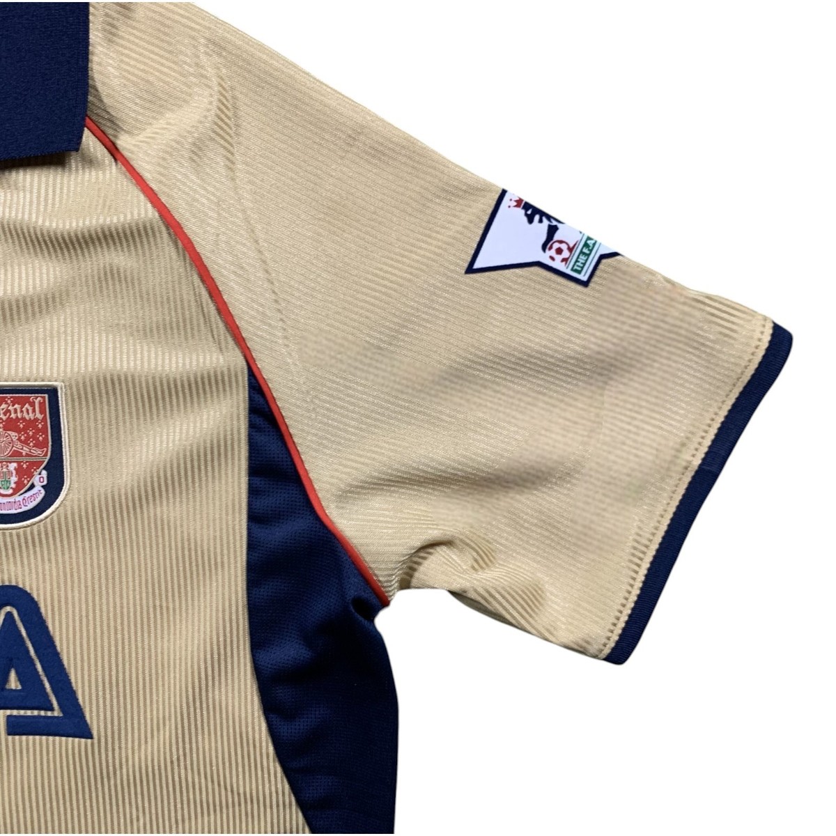 Bergkamp Arsenal 2001/02 Away Jersey Retro Shirt - Men's Sizes
