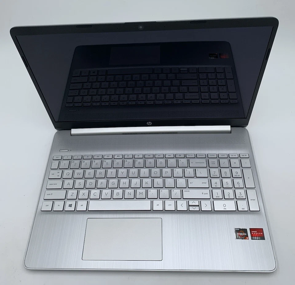 Portátil HP 15-EF2040TG 15.6" AMD Ryzen 3-3250U 12GB DDR4 256GB SSD Plateado C/Abolladura Foto 2 de 4