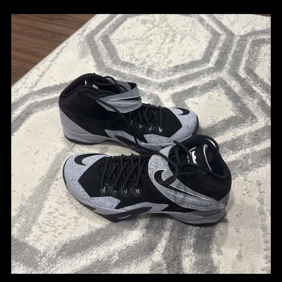 Zapatos de baloncesto Nike Zoom LeBron Soldier 8 Premium gris lobo para hombre talla 12 Foto 2 de 3