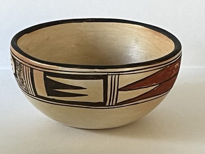 Alice Adams - Indianer Kunstkeramik - Hopi Potter aus Tewa Village - selten