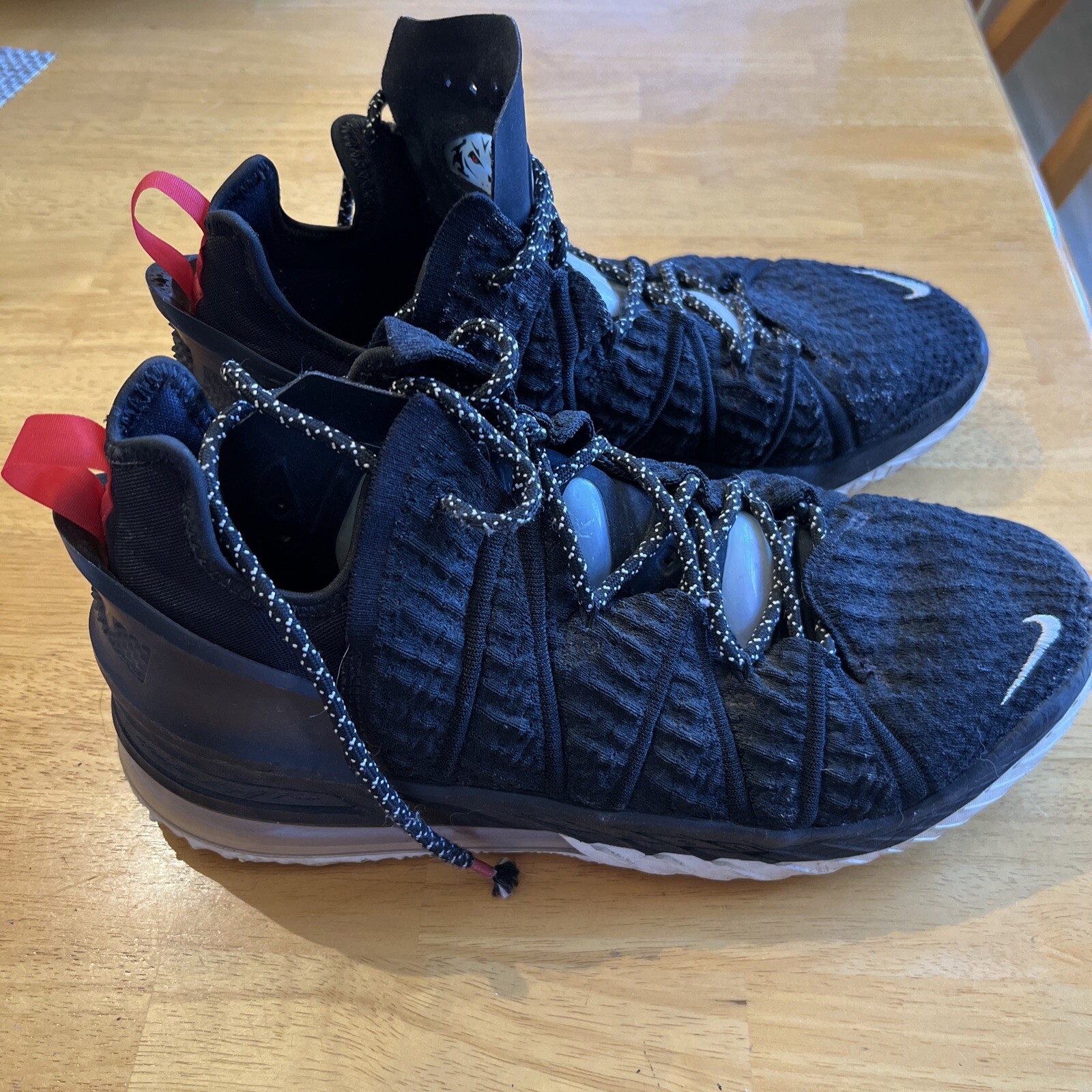 Scarpe da basket Nike Lebron 18 CQ9283 001