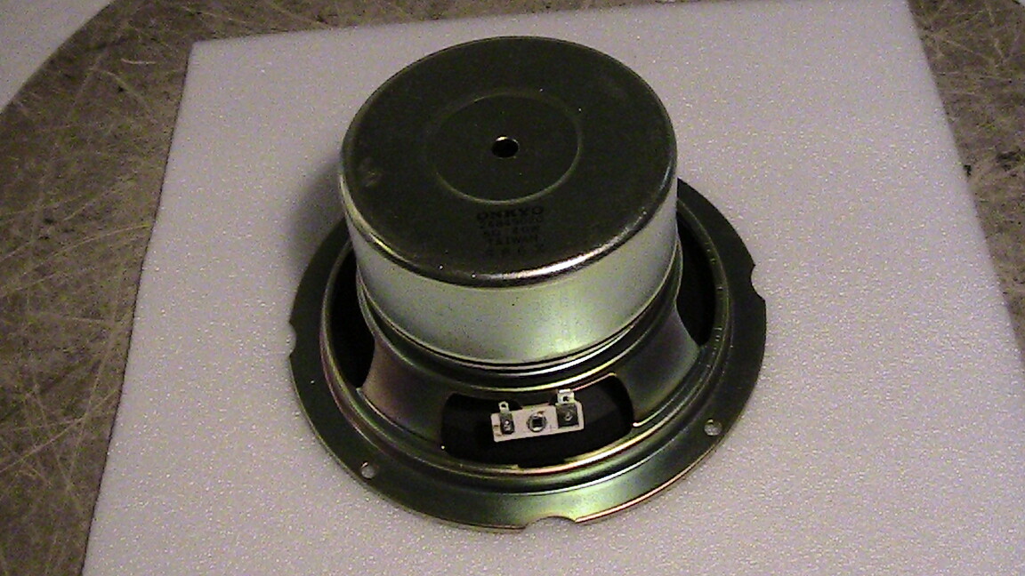 Onkyo 5 1/2-6 inch woofer 5 ohm 40W 24849020