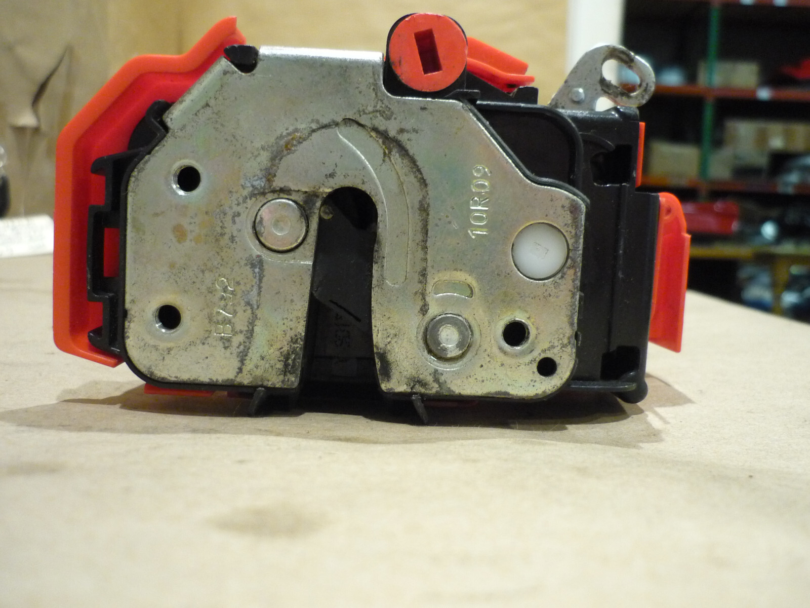 Ferrari California RH Door Lock-LHD - P/N 69978700