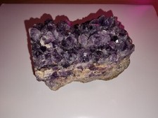 Ametyst naturalny kryształ kamieni szlachetnych - 713g - 10x7x7 cm wysokości