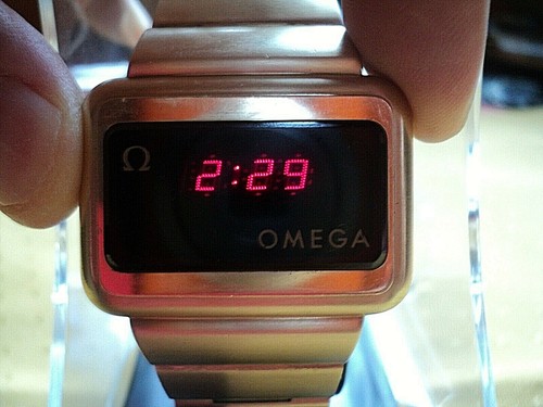 OMEGA 1602 DOT MATRIX watch vintage LED 