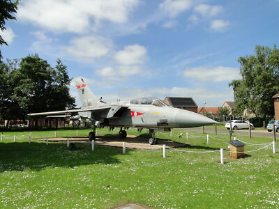 Foto 12x8 Tornado F3 ZE 760 bei RAF Coningsby Dieser Tornado flog zuerst in M c2018