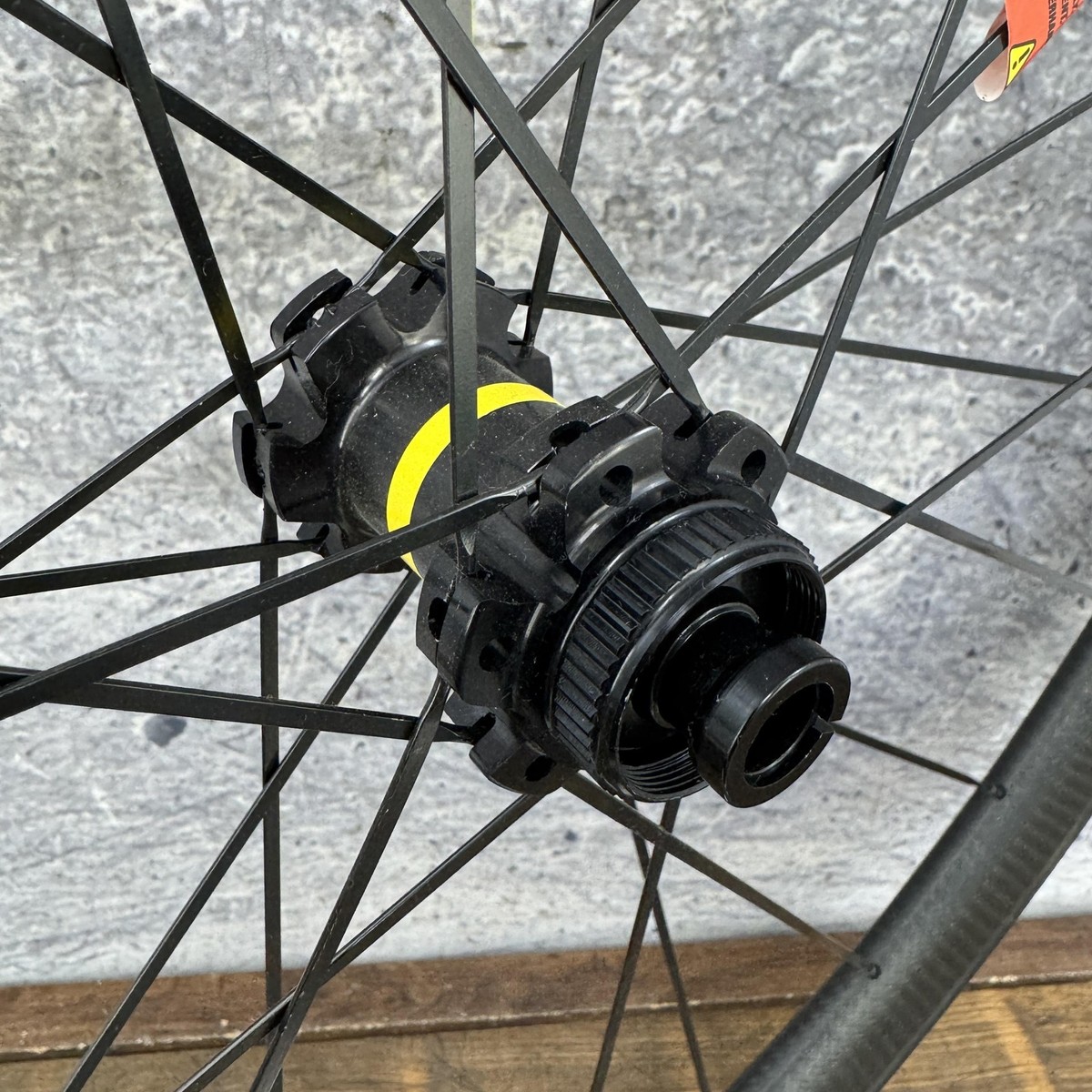 Mavic Cosmic Pro Carbon UST 700c Front Wheel Disc Tubeless 12x100