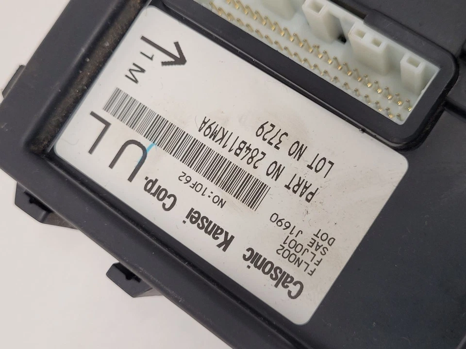 13 Módulo de control de carrocería Nissan Juke BCM tablero derecho CVT automático Foto 3 de 4